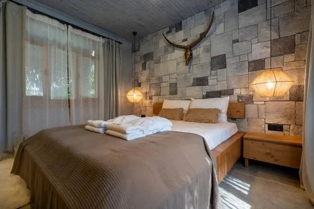 Villa 2+1 Oda, Bahçe Manzaralı, Balkonlu