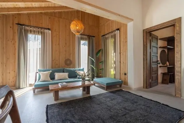 Villa, Bahçe Manzaralı, Balkonlu