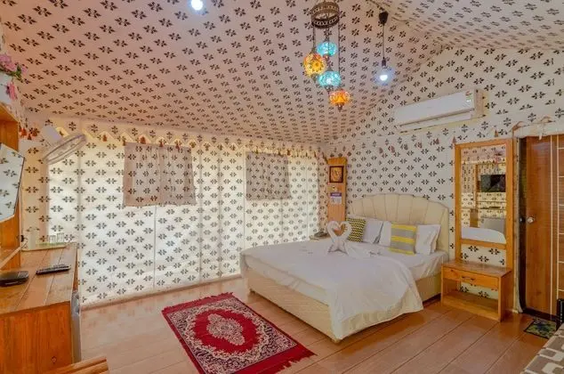 Luxury Oda, Balkon, Bahçe Manzaralı