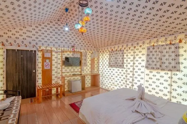Luxury Oda, Balkon, Havuz Manzaralı