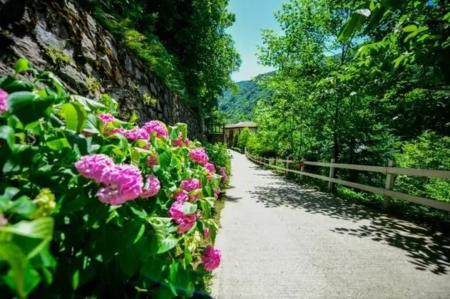 Bungalow, Dağ Manzaralı, Balkonlu veya Fransız Balkonlu
