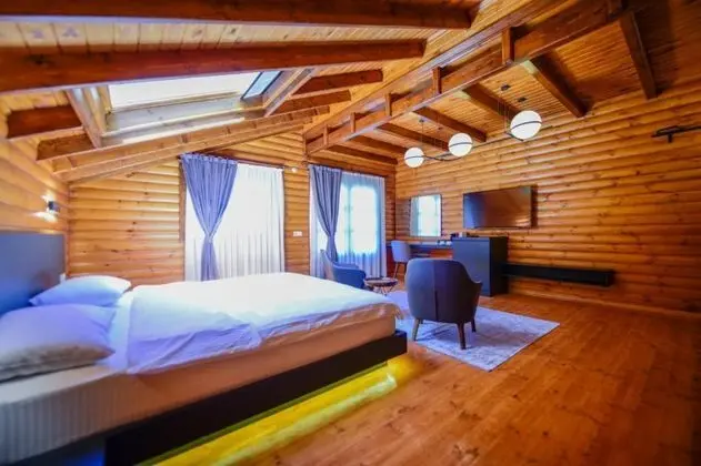 Deluxe Suite, Dağ Manzaralı, Balkonlu