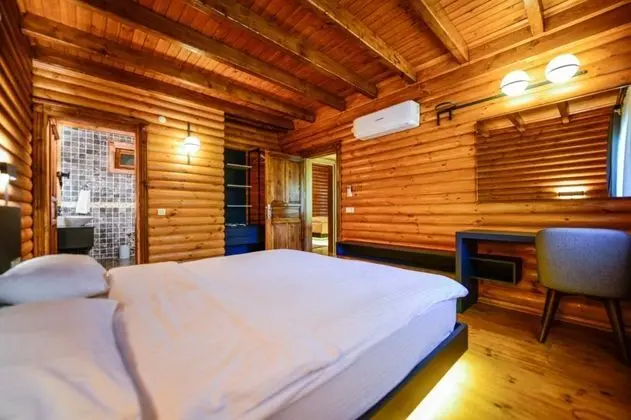 Family Suite, Dağ Manzaralı, Şömineli ve Balkonlu
