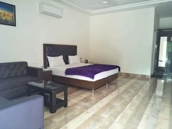 Deluxe Kır Evi