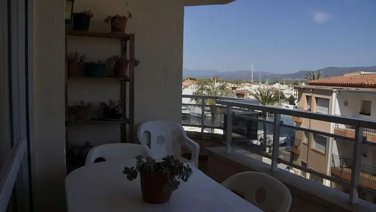 Apart Daire, 2 Yatak Odası, Liman Manzaralı