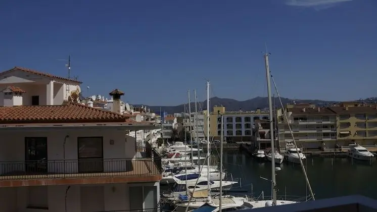 Apart Daire, 2 Yatak Odası, Liman Manzaralı