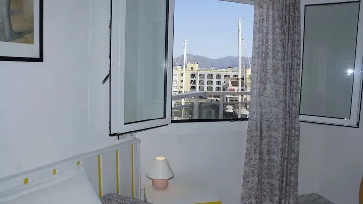 Apart Daire, 2 Yatak Odası, Liman Manzaralı