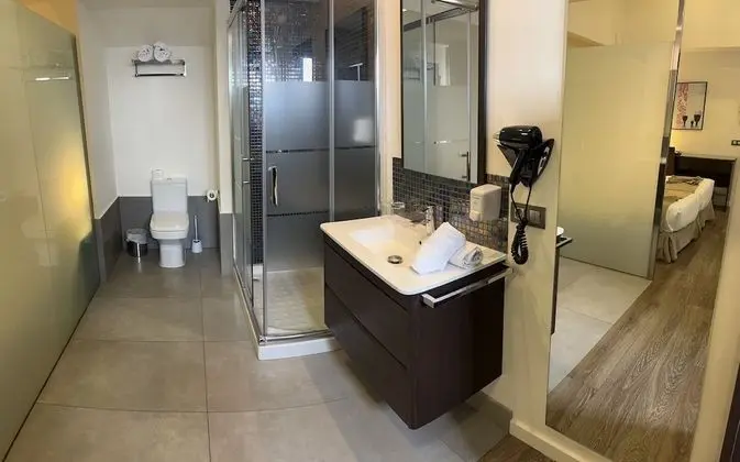 Standard Tek Büyük Yataklı Oda, Deniz Manzaralı