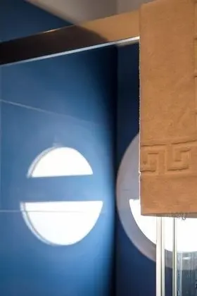 Büyük Yataklı Tek Kişilik Oda