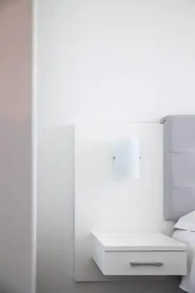 Üç Kişilik Oda