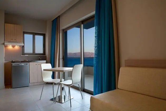 Family Apart Daire (Side Sea view)