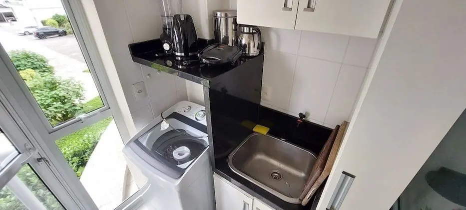 Honeymoon Apart Daire