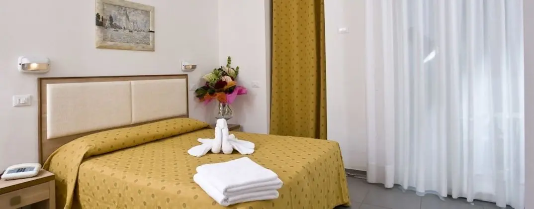 Superior Dört Kişilik Oda