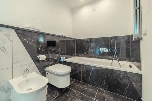 Junior Süit (NAUTILUS)