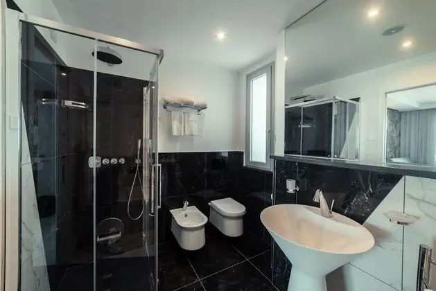 Junior Süit (NAUTILUS)