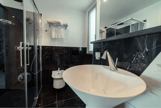 Junior Süit (NAUTILUS)