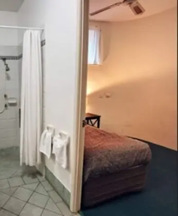 Apart Daire, 2 Yatak Odası, Avlu