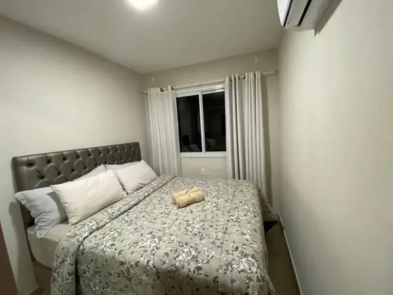 Honeymoon Apart Daire