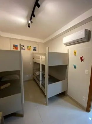 Honeymoon Apart Daire