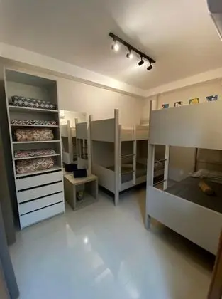 Honeymoon Apart Daire