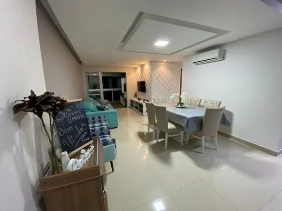 Honeymoon Apart Daire