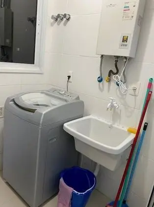 Honeymoon Apart Daire