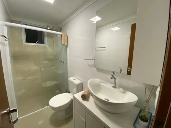 Honeymoon Apart Daire