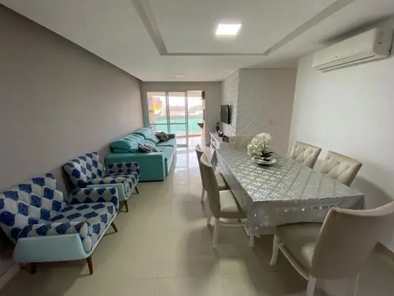 Honeymoon Apart Daire