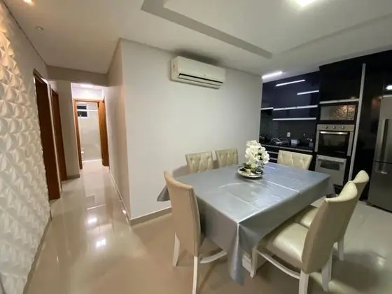 Honeymoon Apart Daire