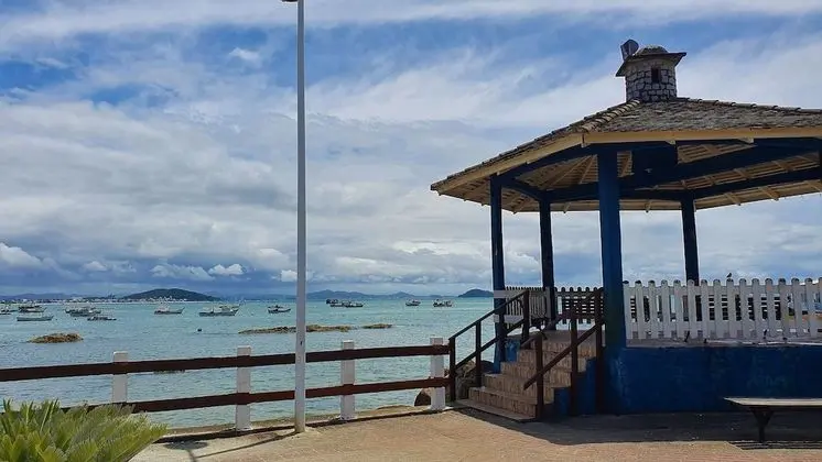 Honeymoon Apart Daire