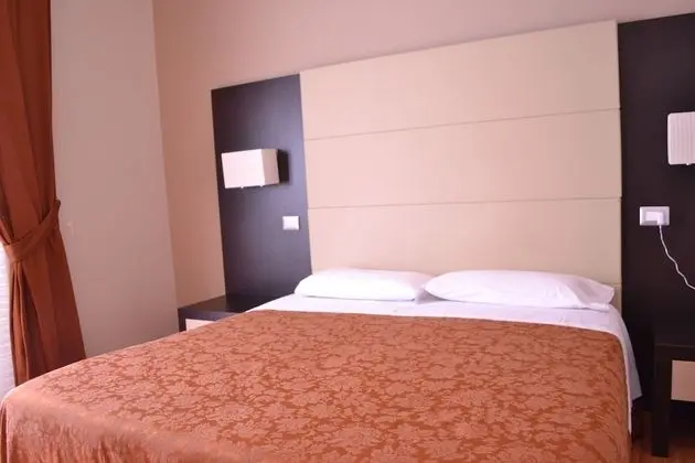 Superior Büyük Yataklı Tek Kişilik Oda