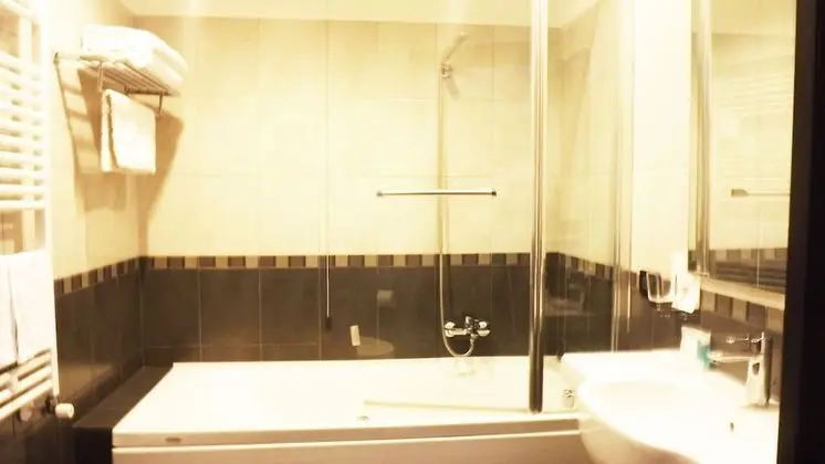 Tek Büyük Yataklı Oda, Özel Banyo