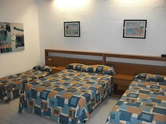 Dört Kişilik Oda (2 adults and 2 children)