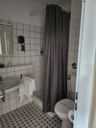 Standard Apart Daire, Özel Banyo