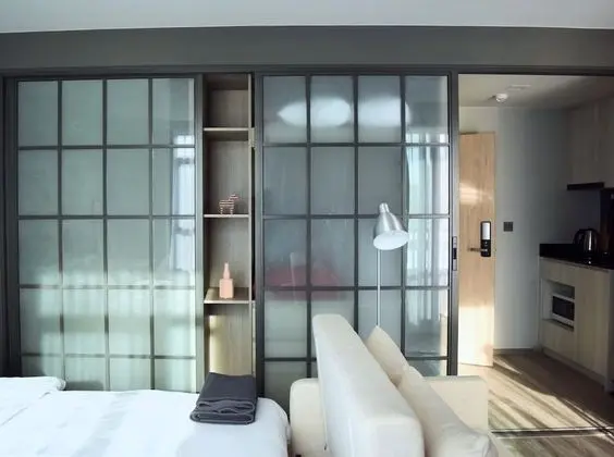 1-Bedroom Apartment
