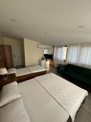 Adjoining Deluxe Family Room, Deniz ve Şehir Manzaralı, Klimalı
