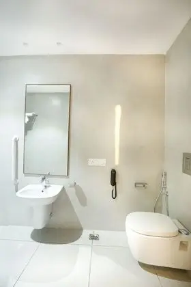Standard Tek Büyük veya İki Ayrı Yataklı Oda