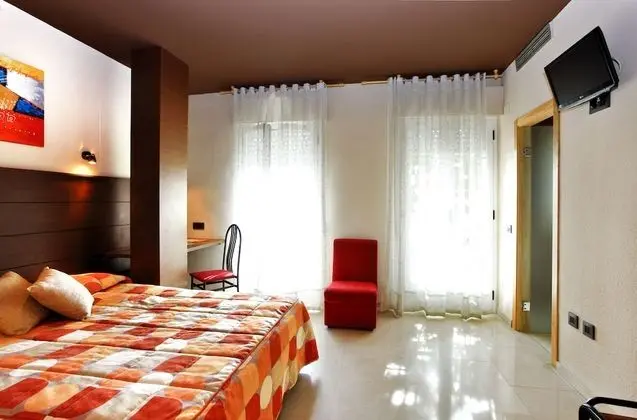 Tek Büyük Yataklı Oda