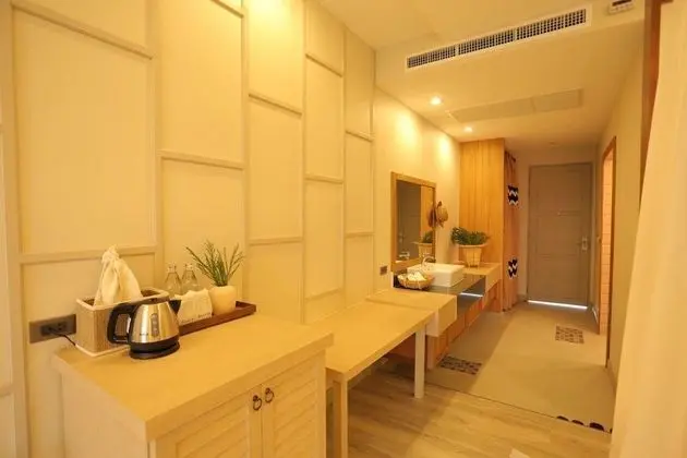 Suite Room with Balcony