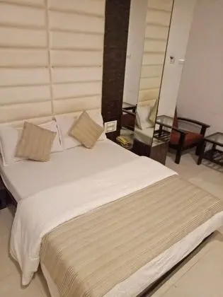 Deluxe Double Room N/AC