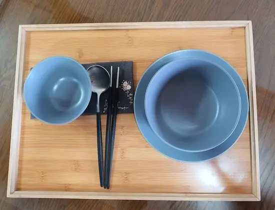 Oda (A / Not allowed to cook indoor)