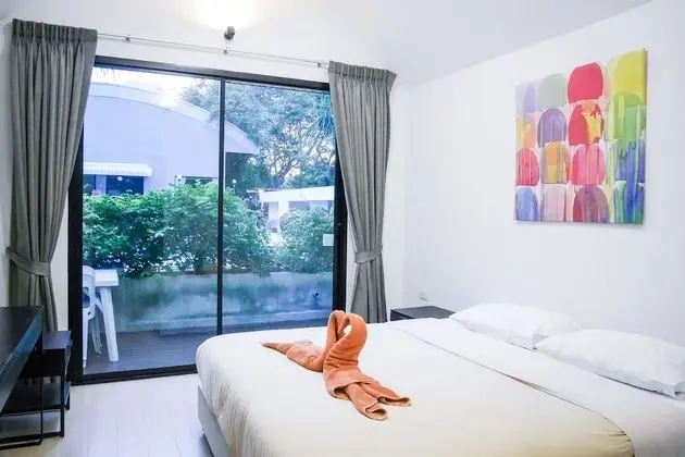 Villa Hut