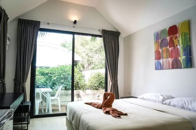 Villa Hut