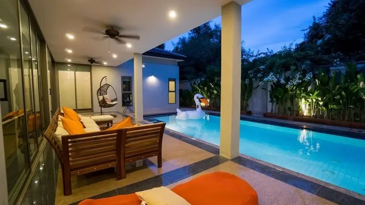 5 Bedroom Villa with Private Pool