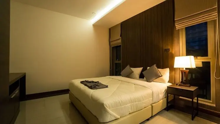 5 Bedroom Villa with Private Pool