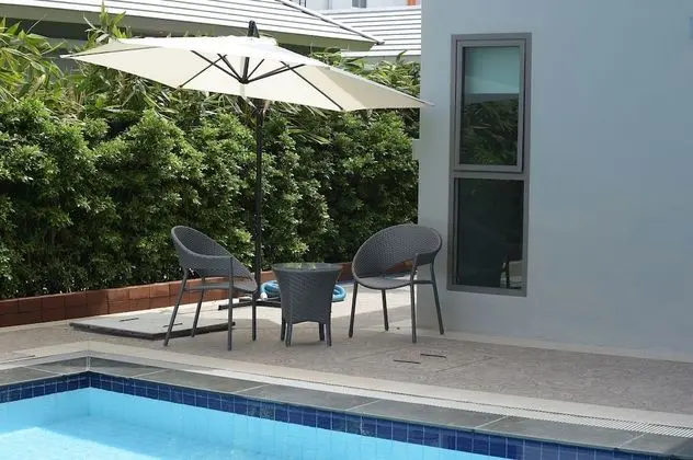 5 Bedroom Villa with Private Pool