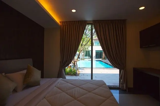 9 Bedroom Villa with Private Pool