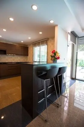 9 Bedroom Villa with Private Pool