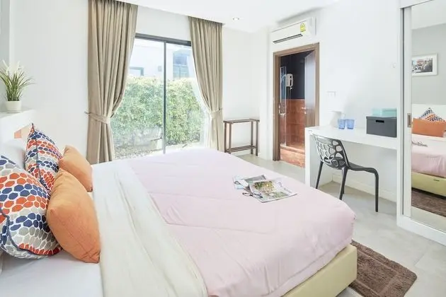 Deluxe Villa, 3 Yatak Odası, Havuz Manzaralı, Havuz Kenarı