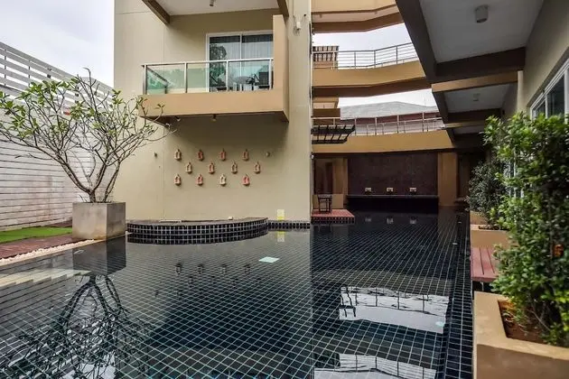 Pool Access Room (Double OR Twin beds)